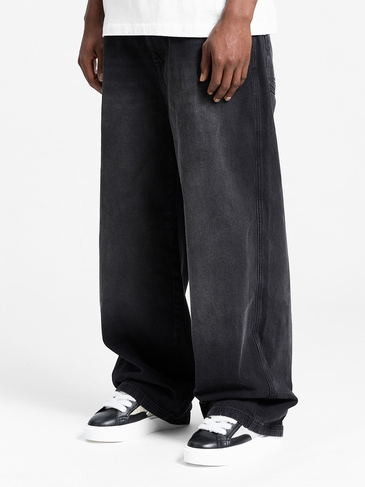 ESSENTIAL BAGGY DENIM - WASHED BLACK