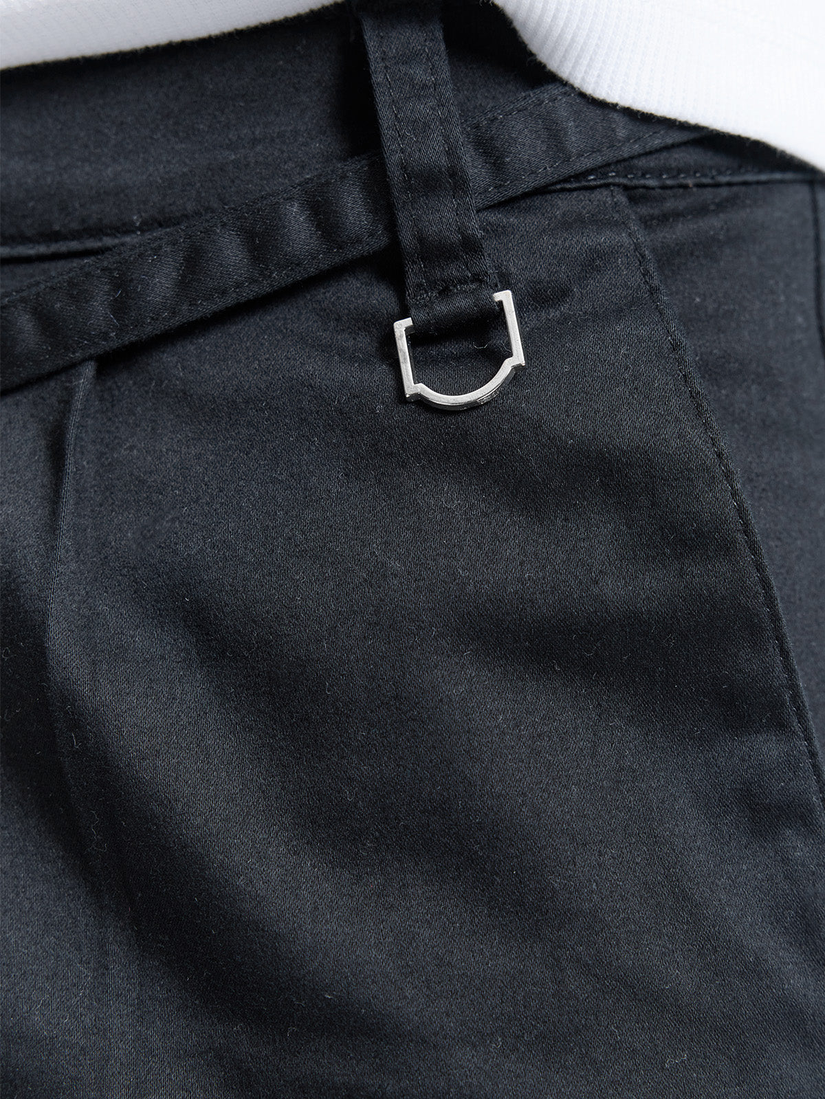 PLEATED CHINO - BLACK