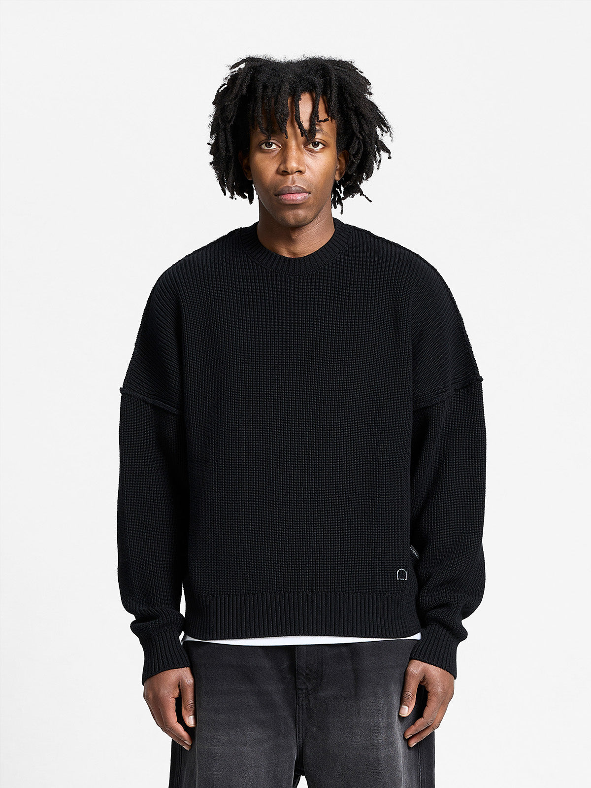 CREATIVE DEPT KNIT SWEATER - BLACK