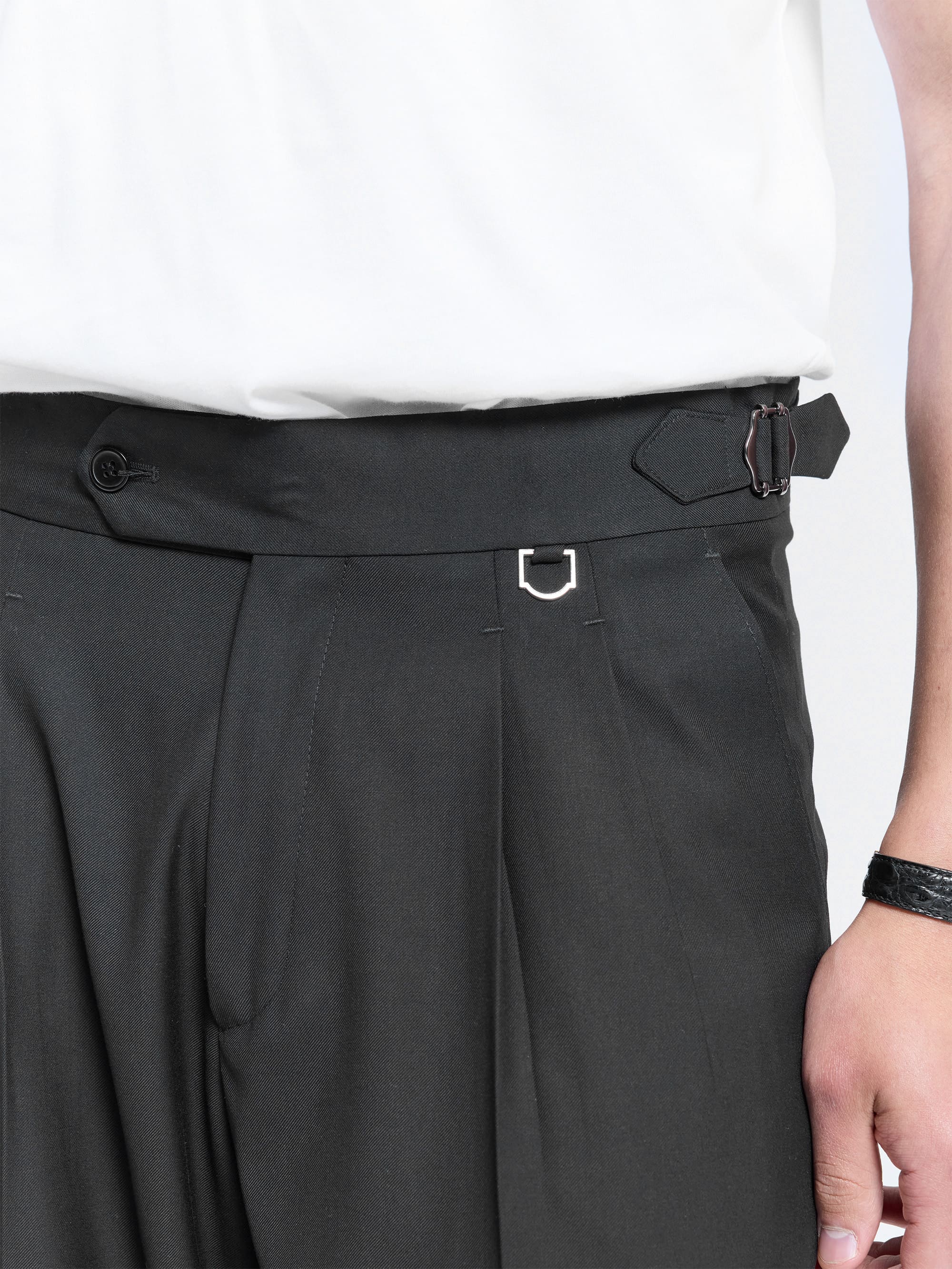 TAILORED BAGGY PANTS - BLACK