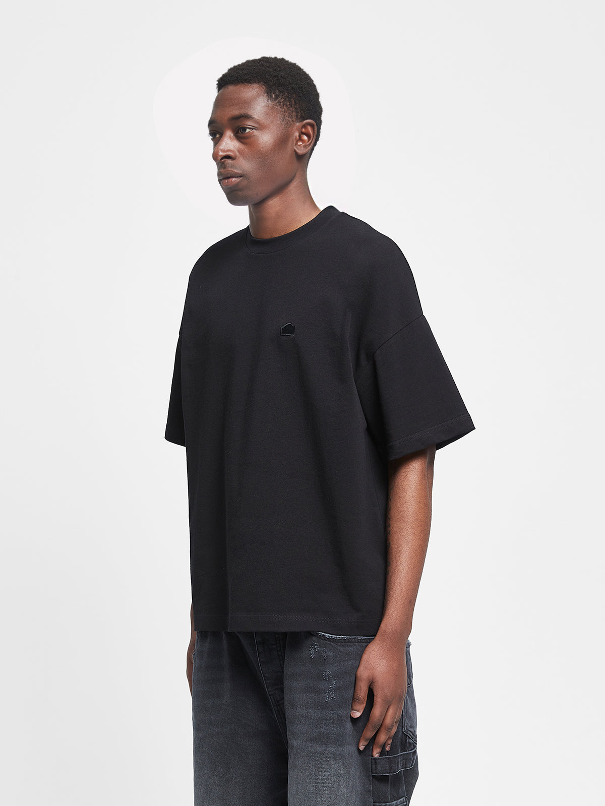 SIGNE T-SHIRT - BLACK