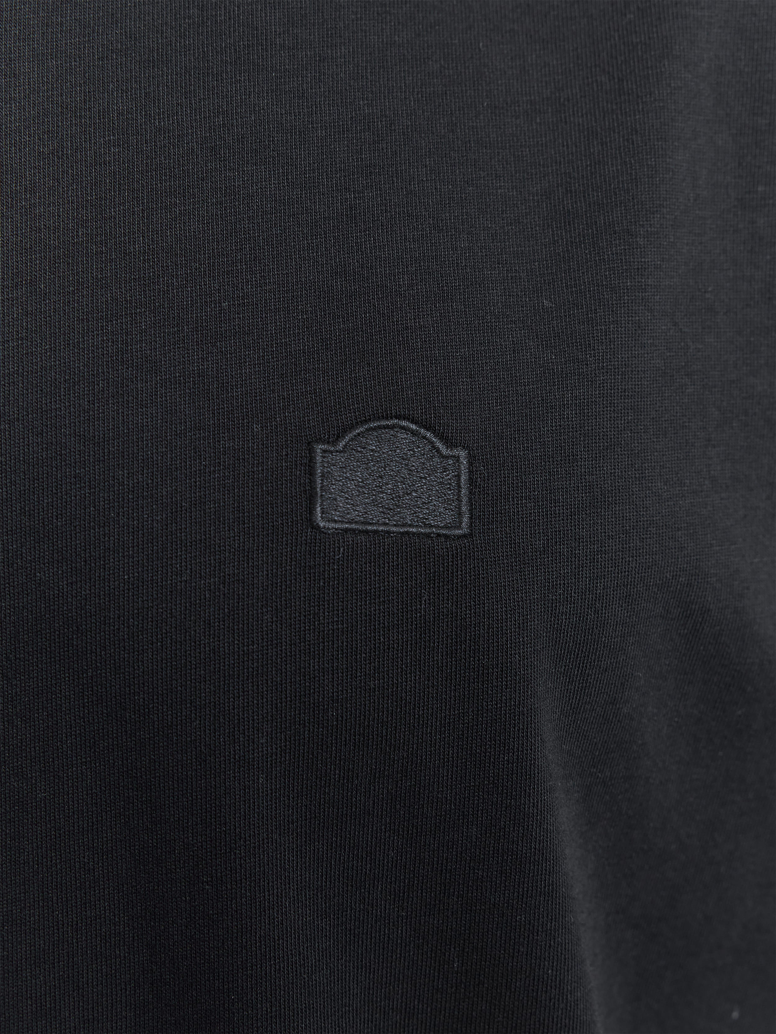 SIGNE T-SHIRT - BLACK