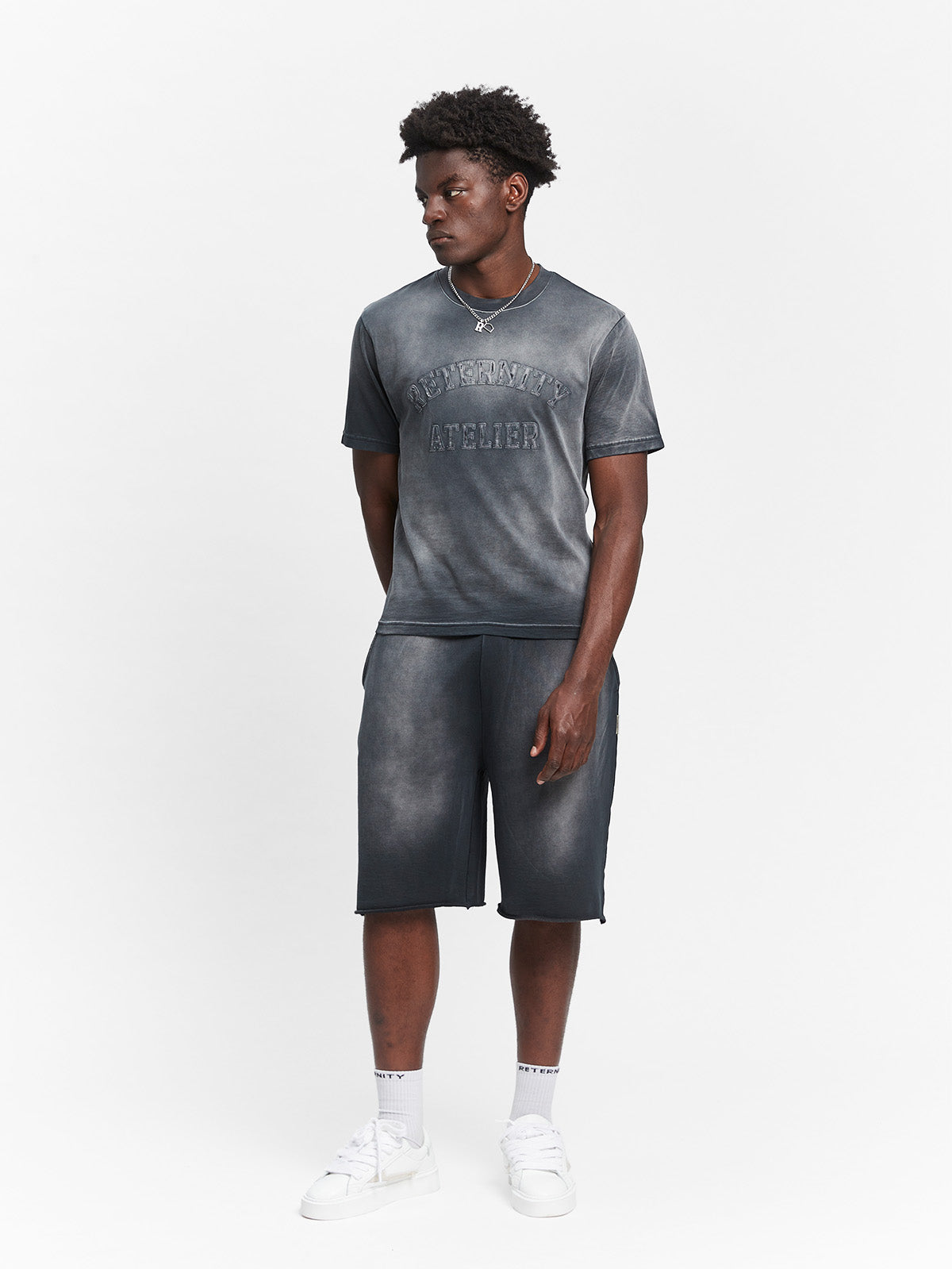 ÉVÉNIE SLIM FIT T-SHIRT - WASHED BLACK