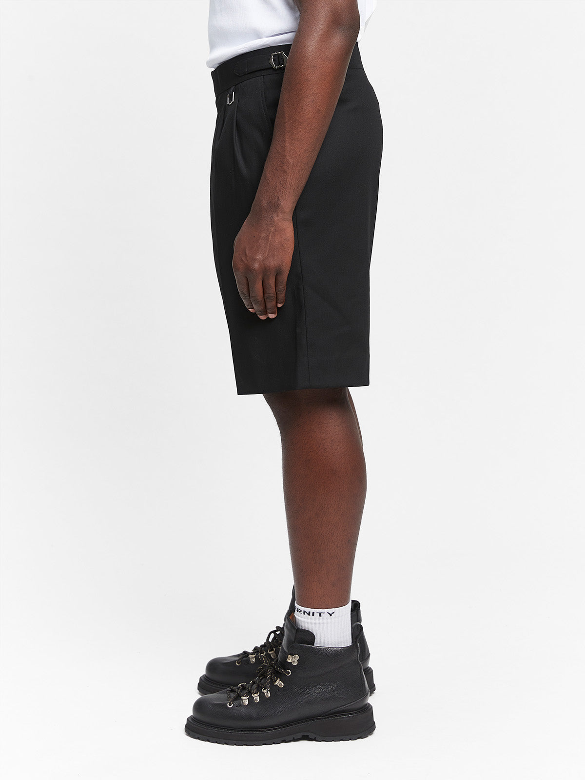 TAILORED BAGGY SHORTS - BLACK