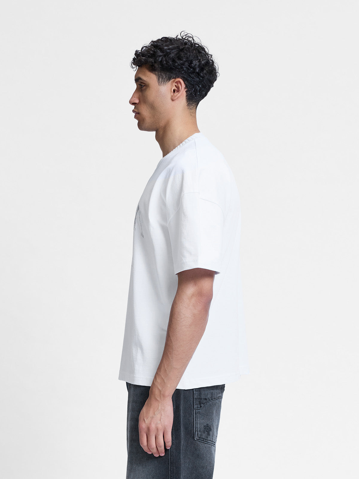 L'ART DE LA RUE T-SHIRT - WHITE