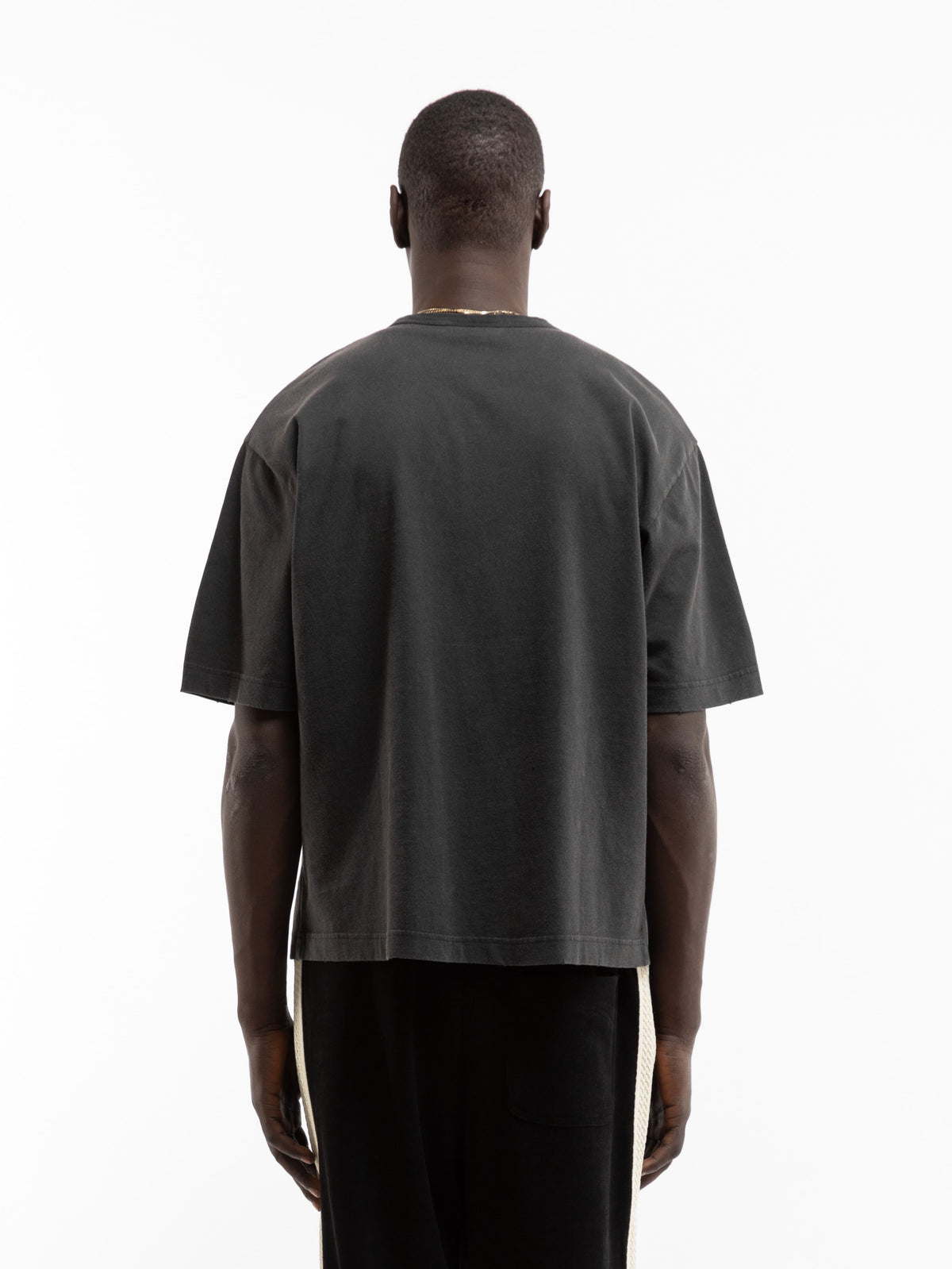 AÉRO REGULAR FIT T-SHIRT - WASHED BLACK