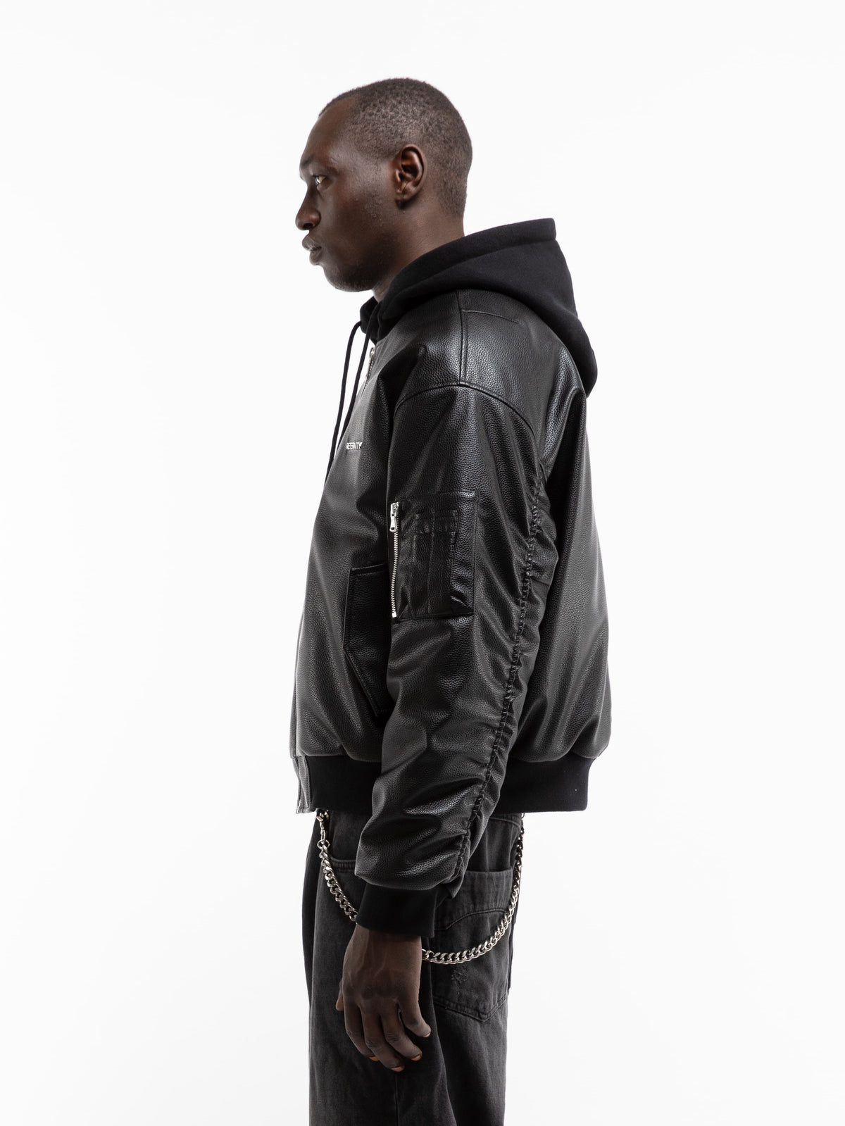 MÉTROPOLITAIN BOMBER - BLACK LEATHER