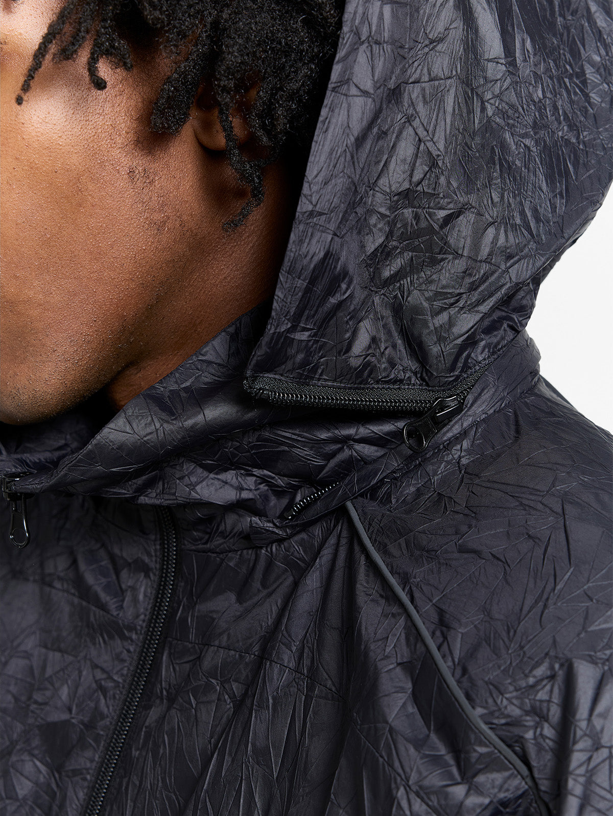 WRINKLED RAIN JACKET - BLACK