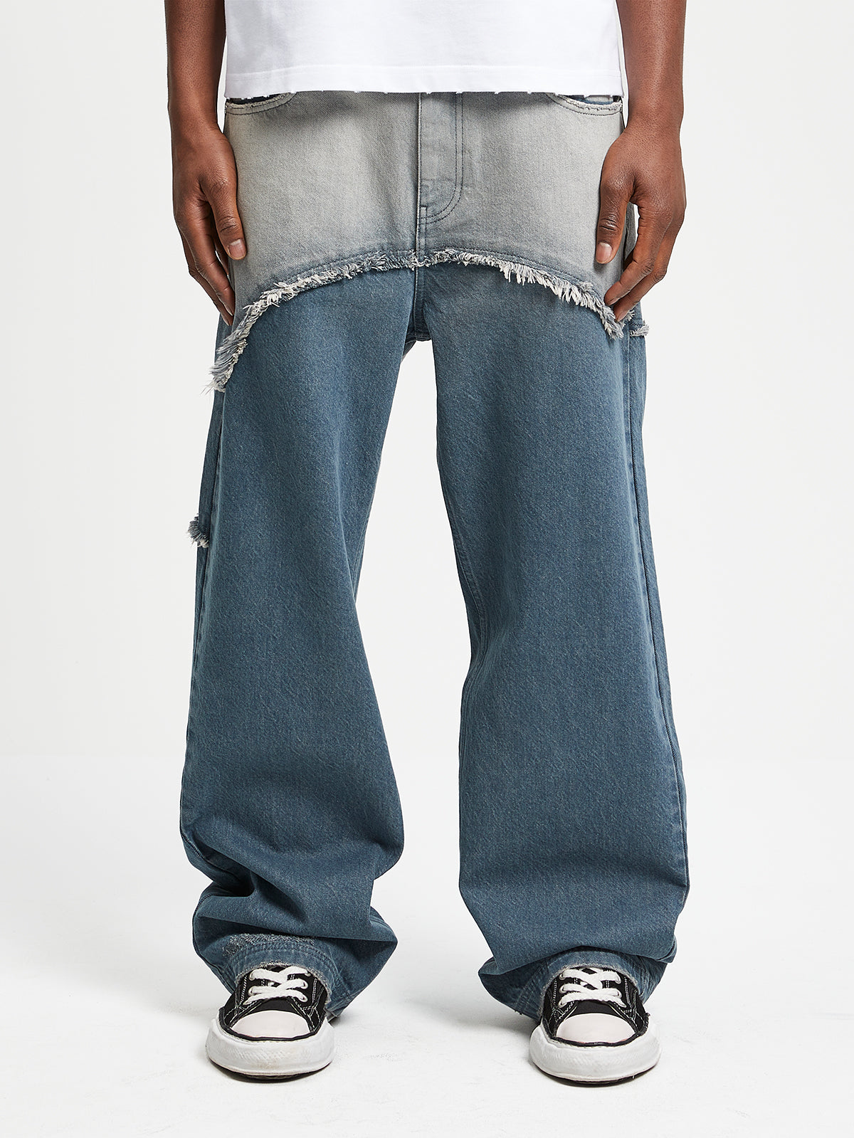 SPRAYED SPLIT DENIM - WASHED BLUE