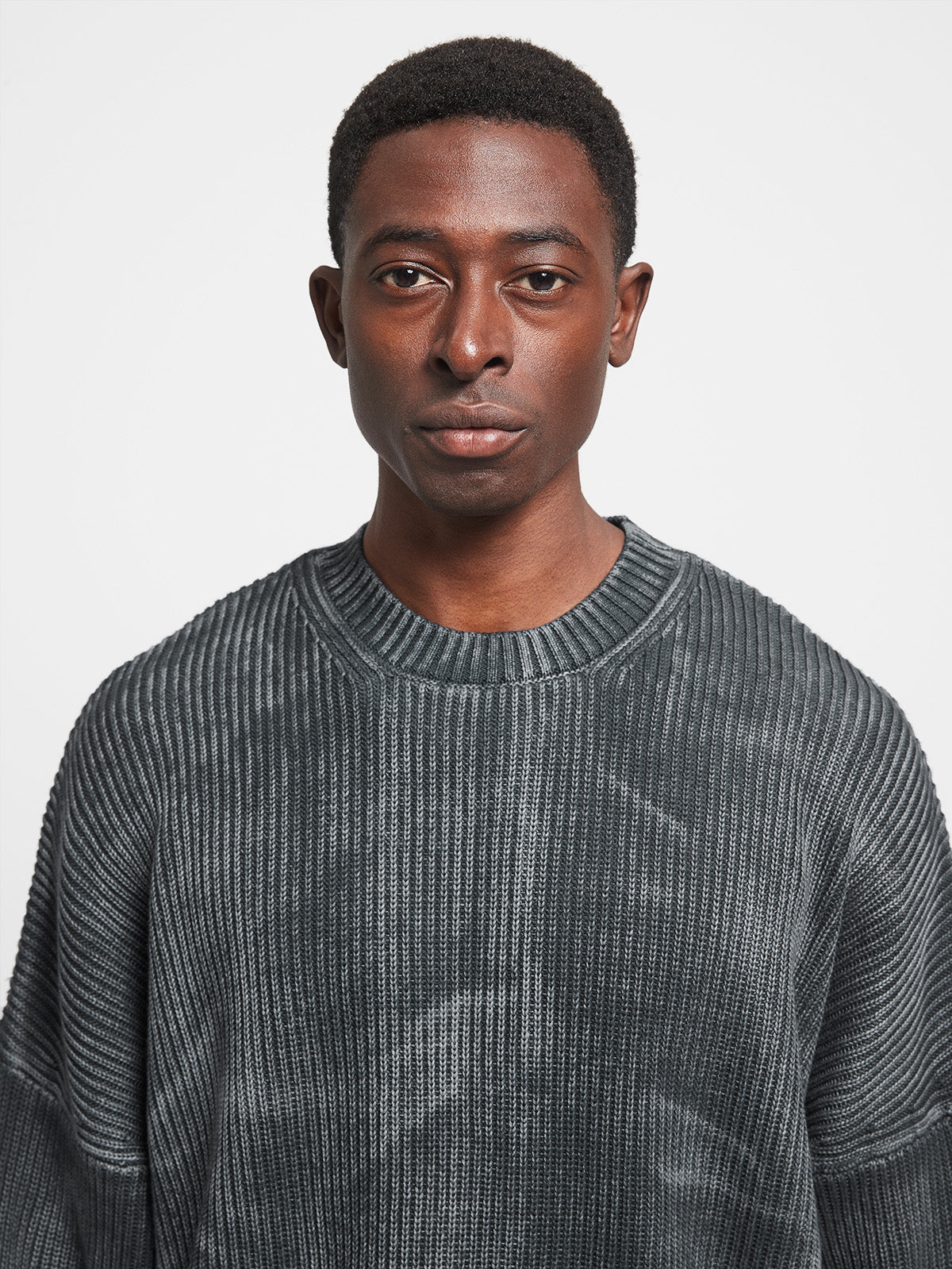 OIL WASHED NOIR KNIT SWEATER - VINTAGE BLACK