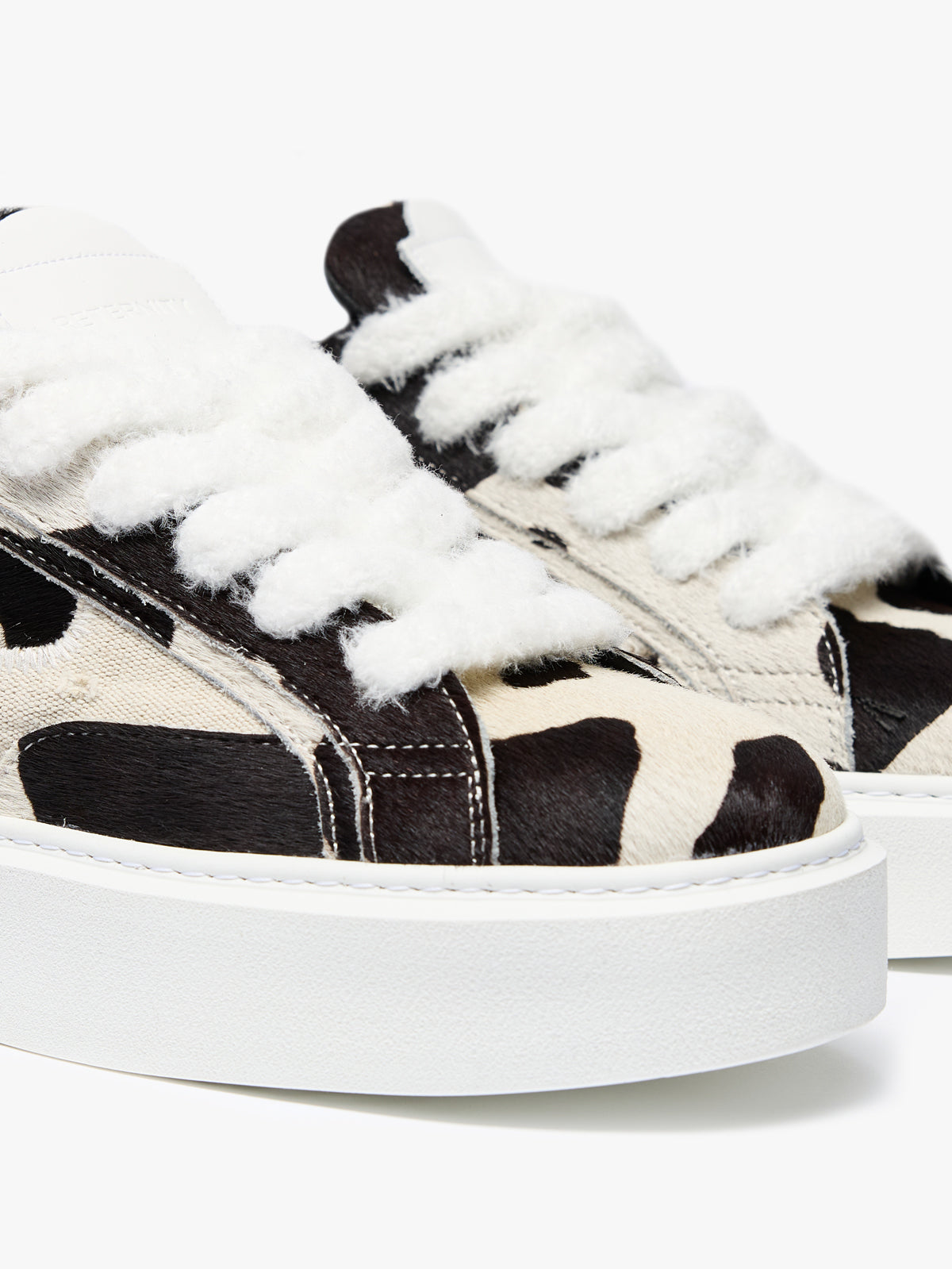 LE PROMENEUR - COW LEATHER