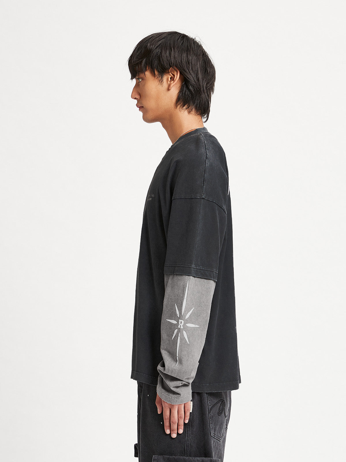 LONGSLEEVE BEYOND VISION - BLACK/GREY