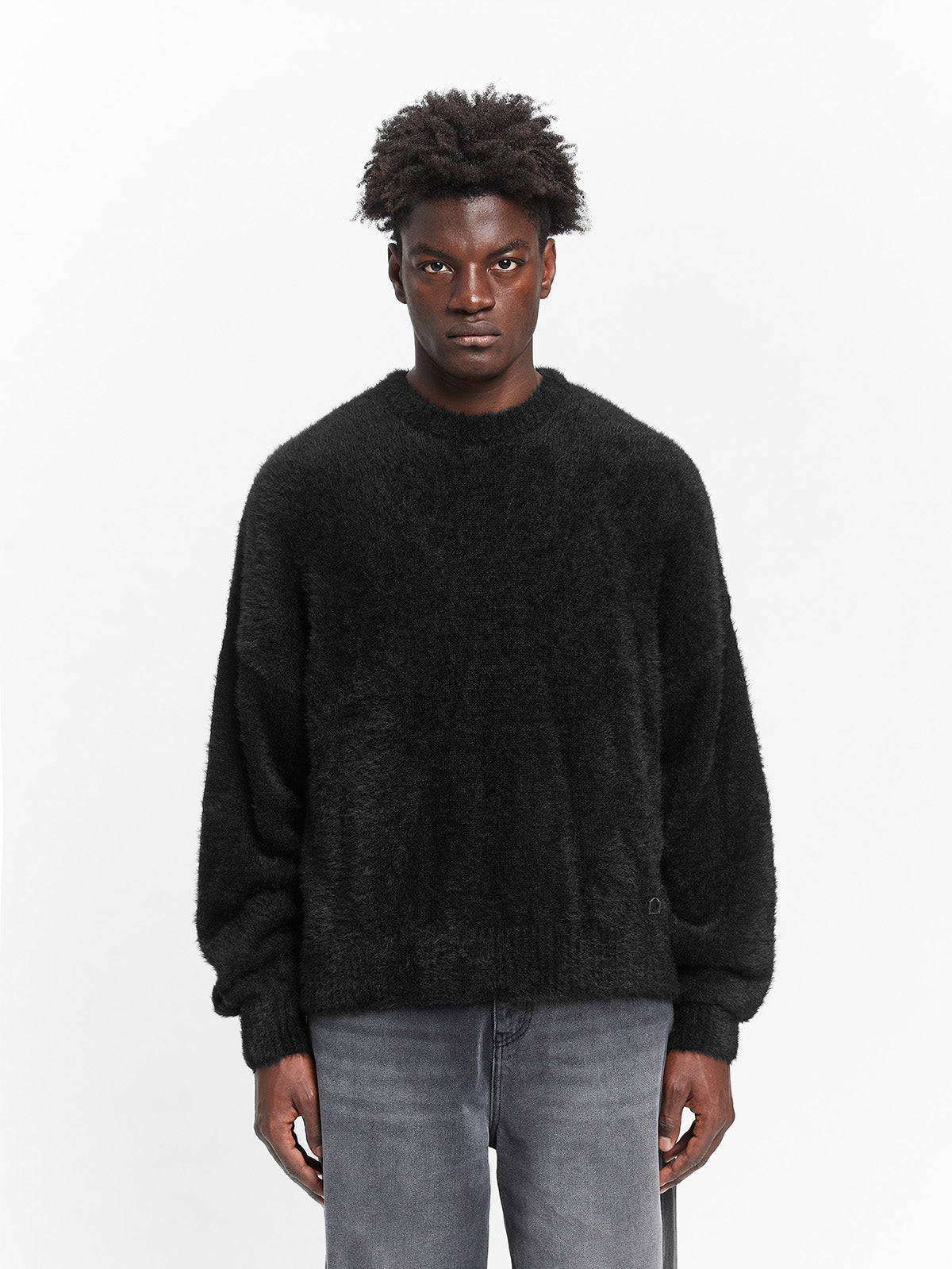 ESSENTIAL FURRY KNIT SWEATER - BLACK