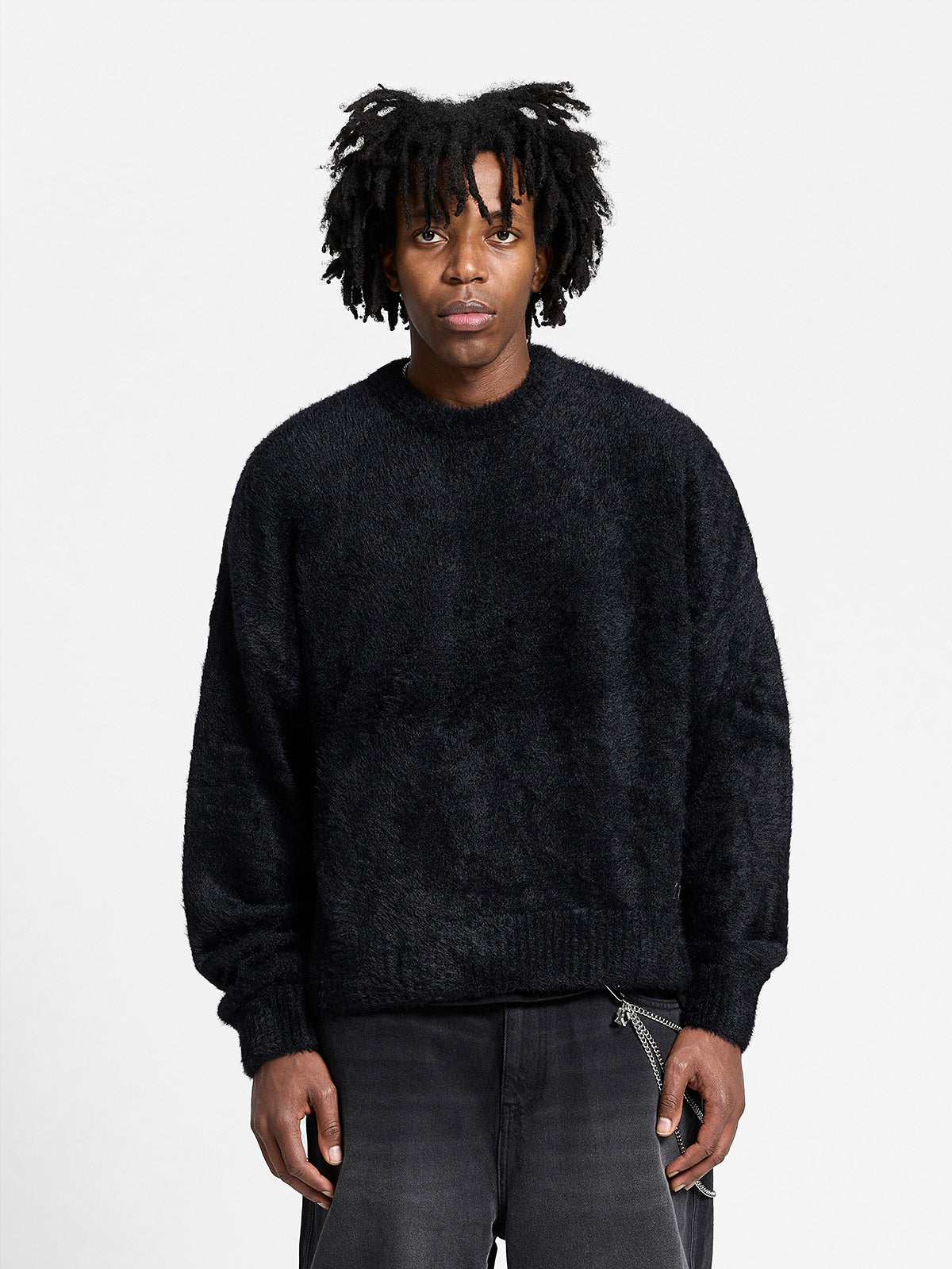 ESSENTIAL FURRY KNIT SWEATER - BLACK