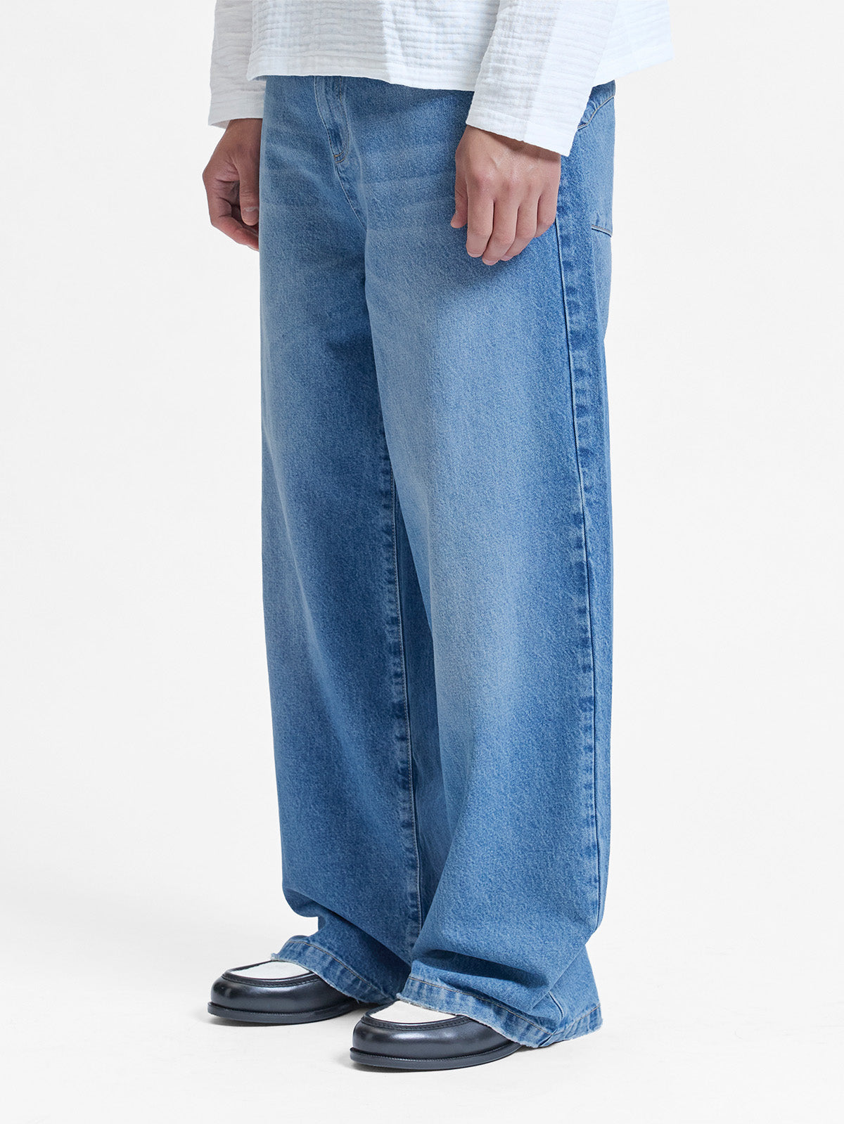 ESSENTIAL BAGGY DENIM - CLASSIC BLUE