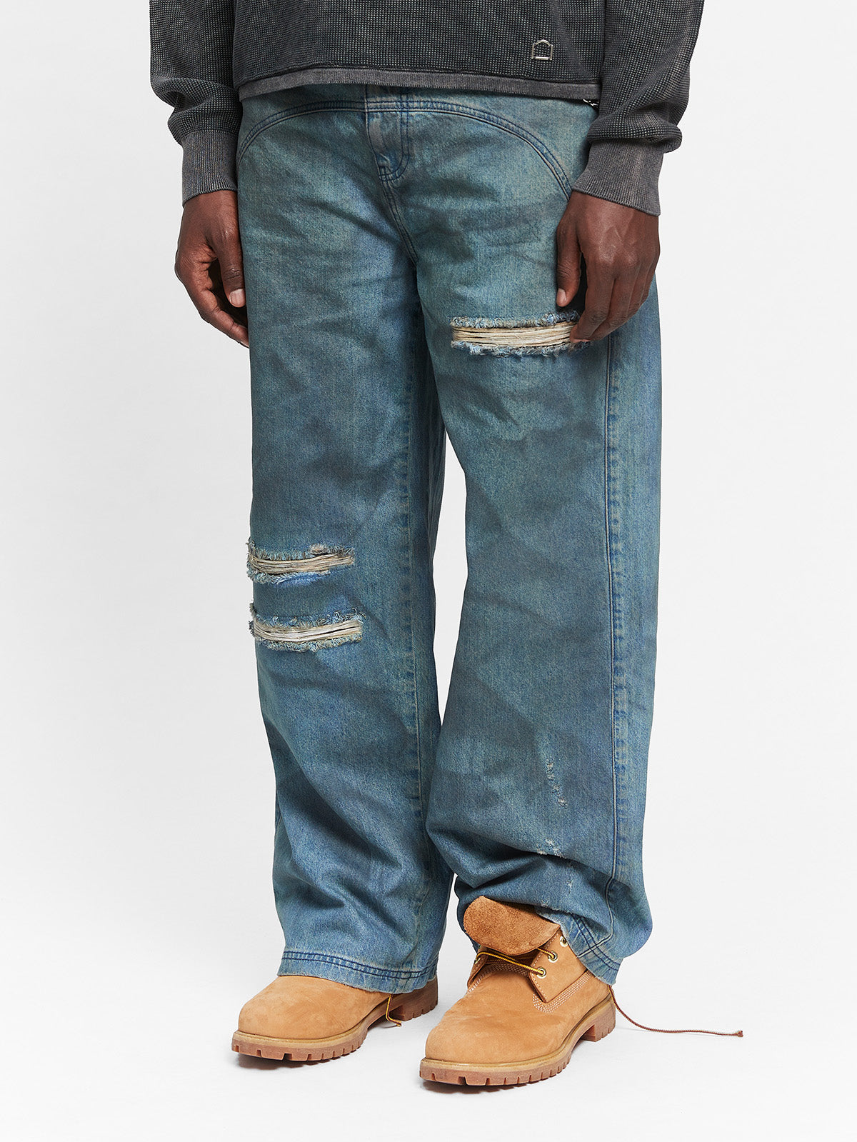 PAINTED ARTISAN DENIM - WASHED BLUE