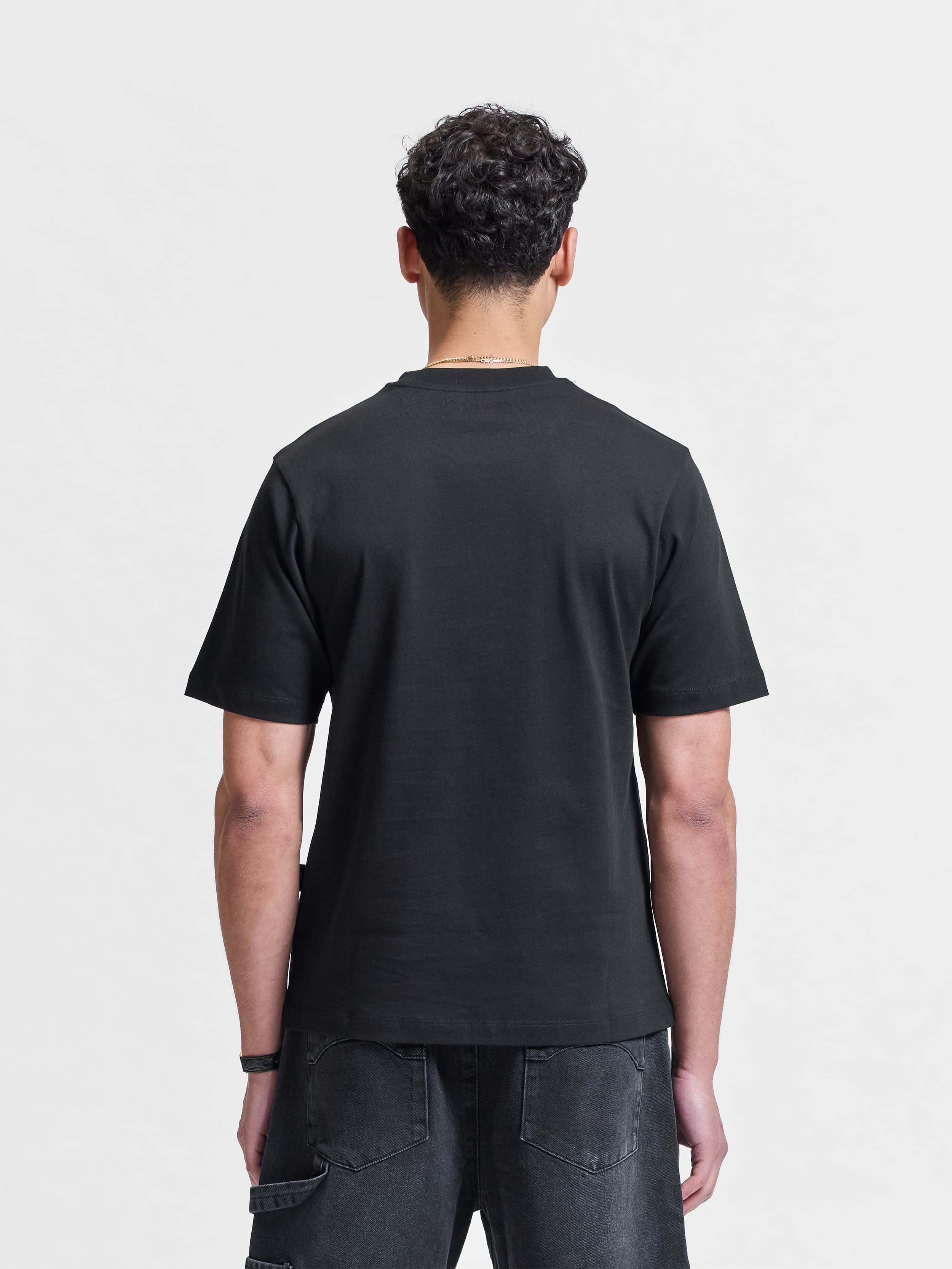 SIGNE FITTED T-SHIRT - BLACK