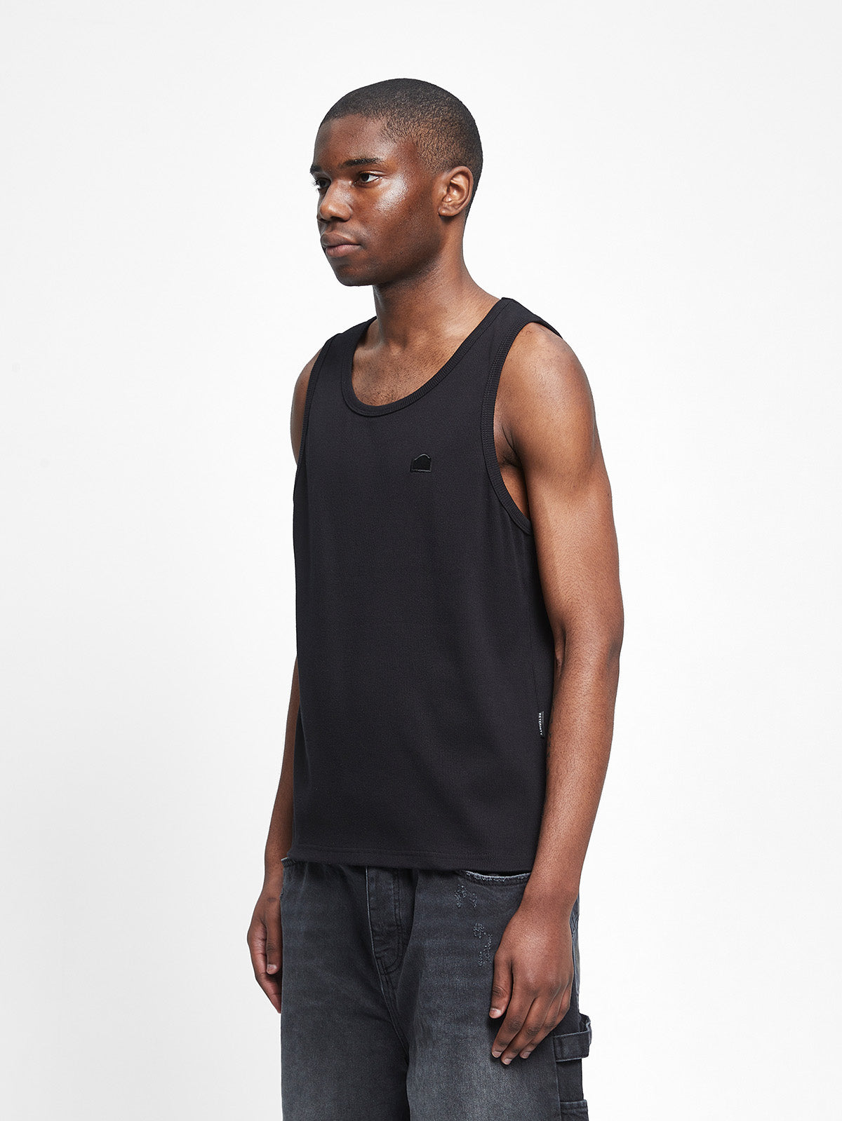 SIGNE TANK TOP - BLACK