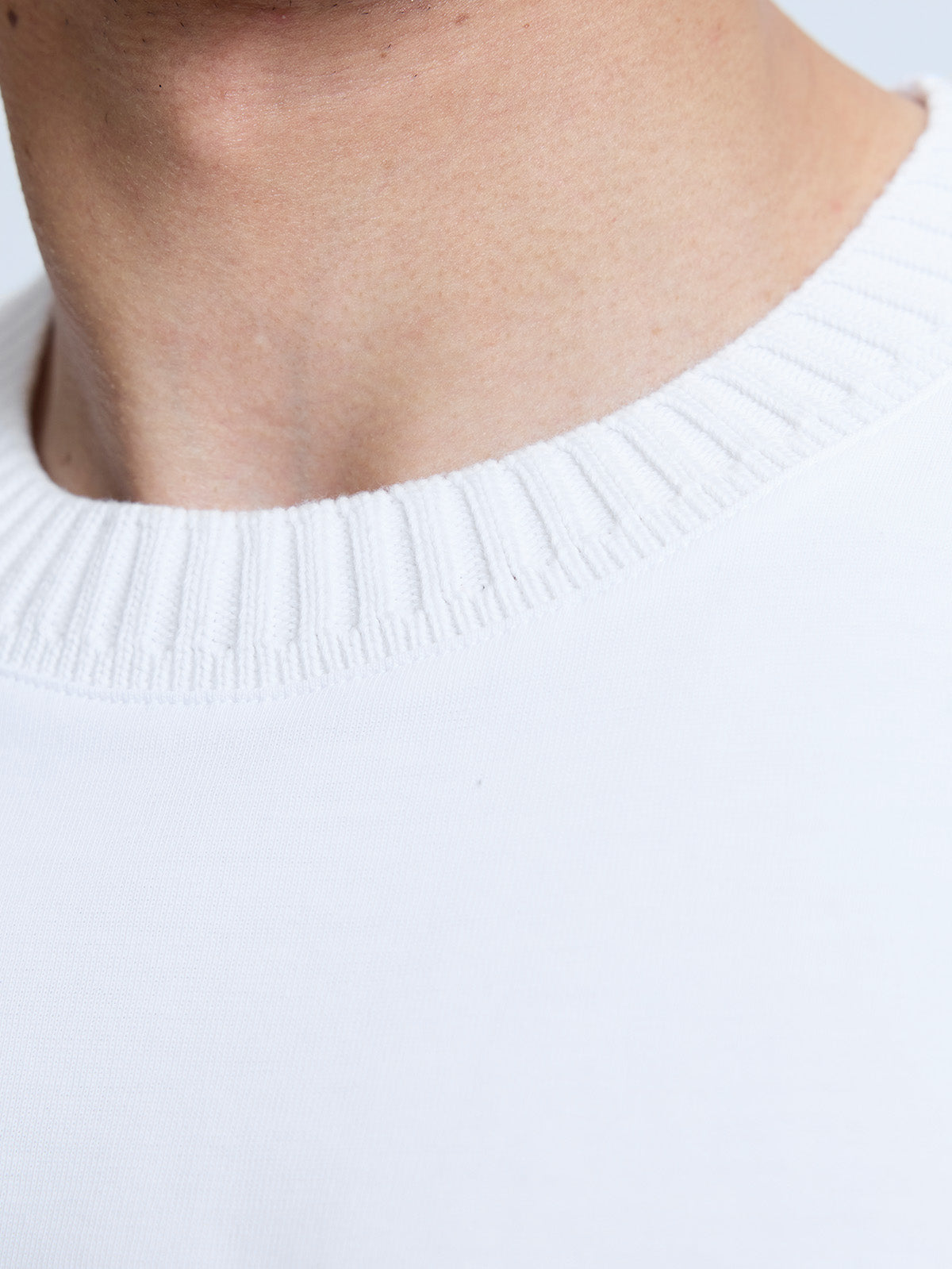 L'ART DE LA RUE T-SHIRT - WHITE