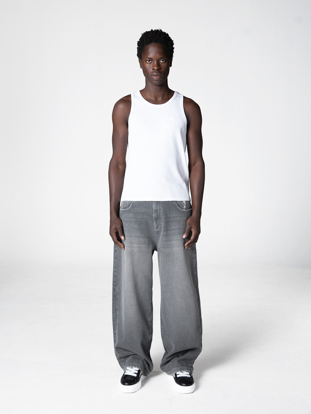 ESSENTIAL BAGGY DENIM - WASHED GREY