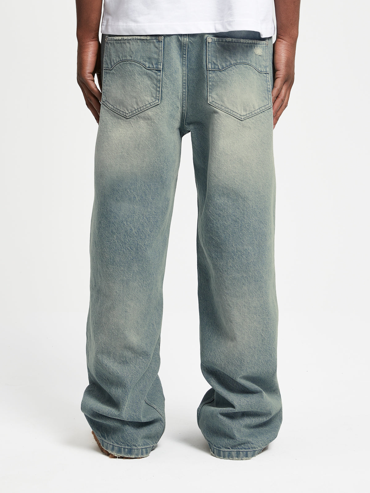 ESSENTIAL BAGGY DENIM - LIGHT BLUE