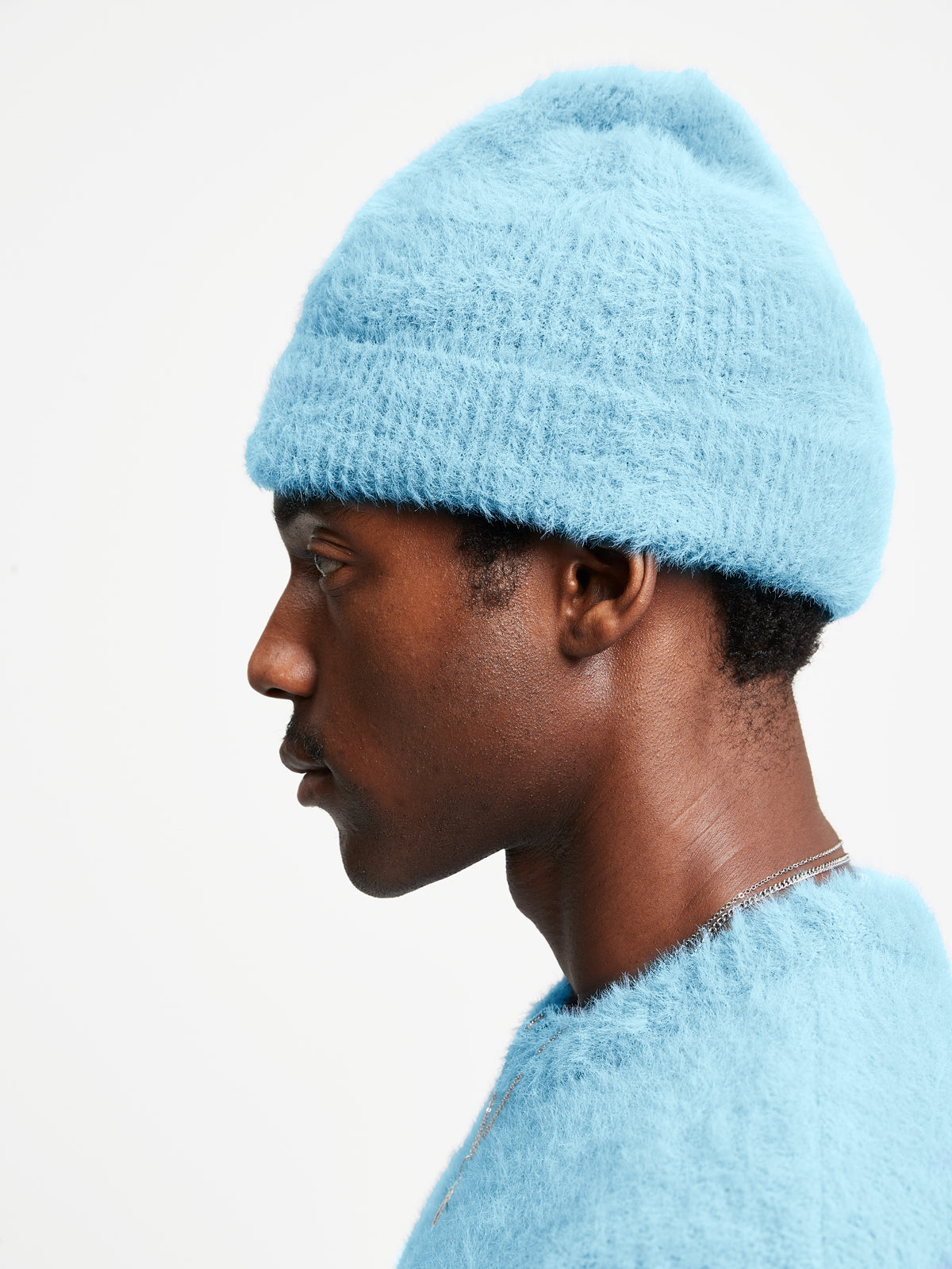 FURRY BEANIE - LIGHT BLUE