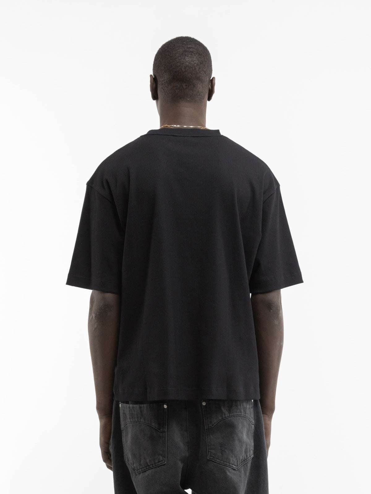 L’ATELIER LINE RIB T-SHIRT - BLACK