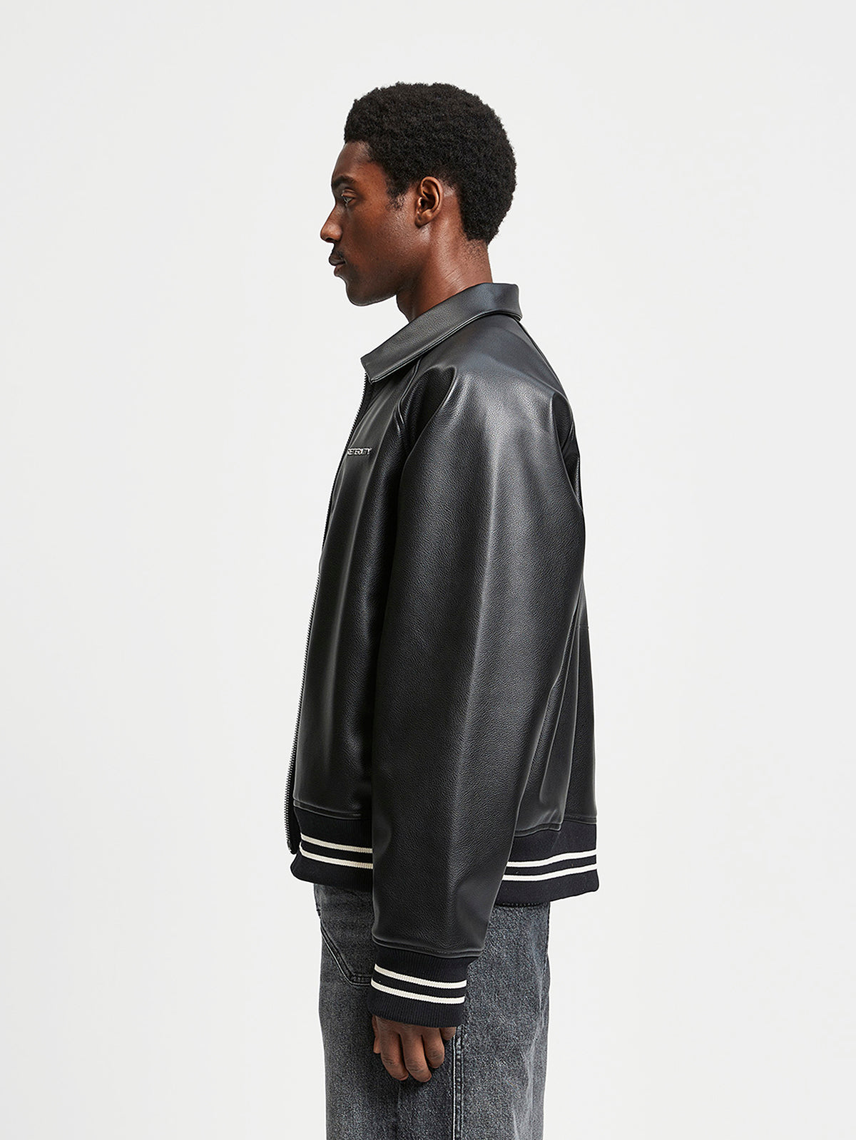 LEATHER BOMBER JACKET - BLACK