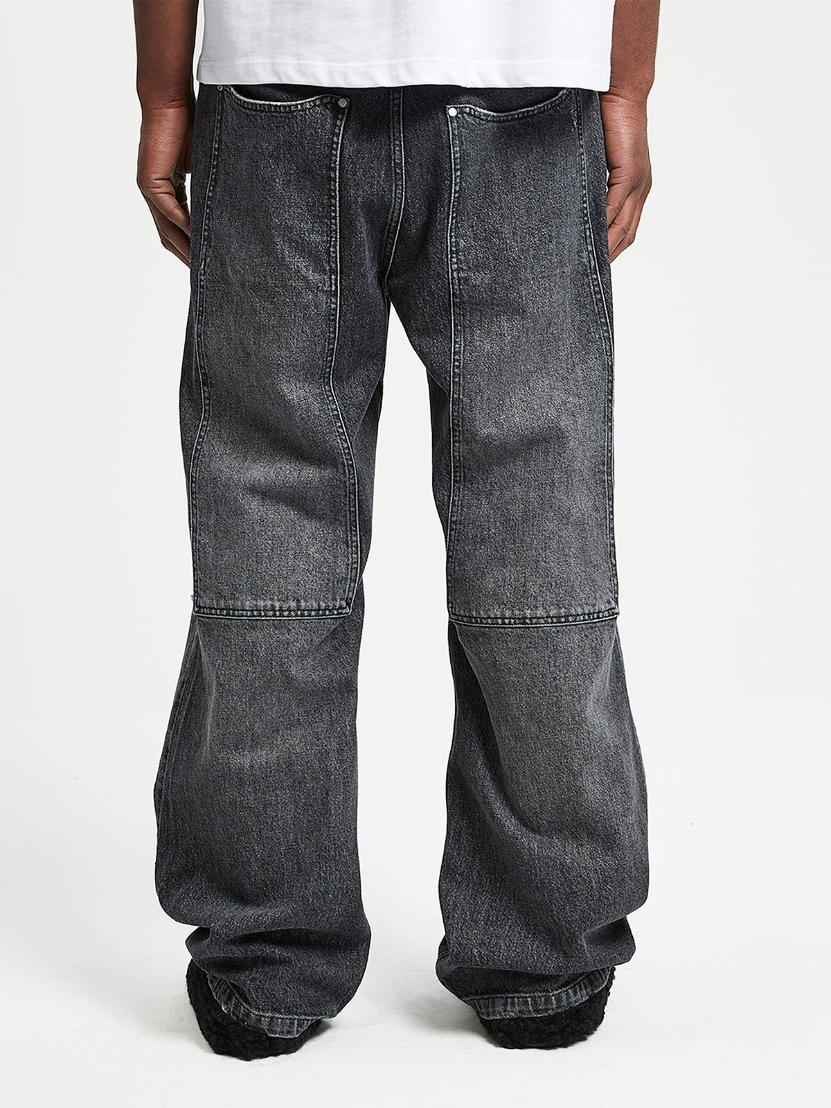 DESTROYED TROU DENIM - WASHED GREY