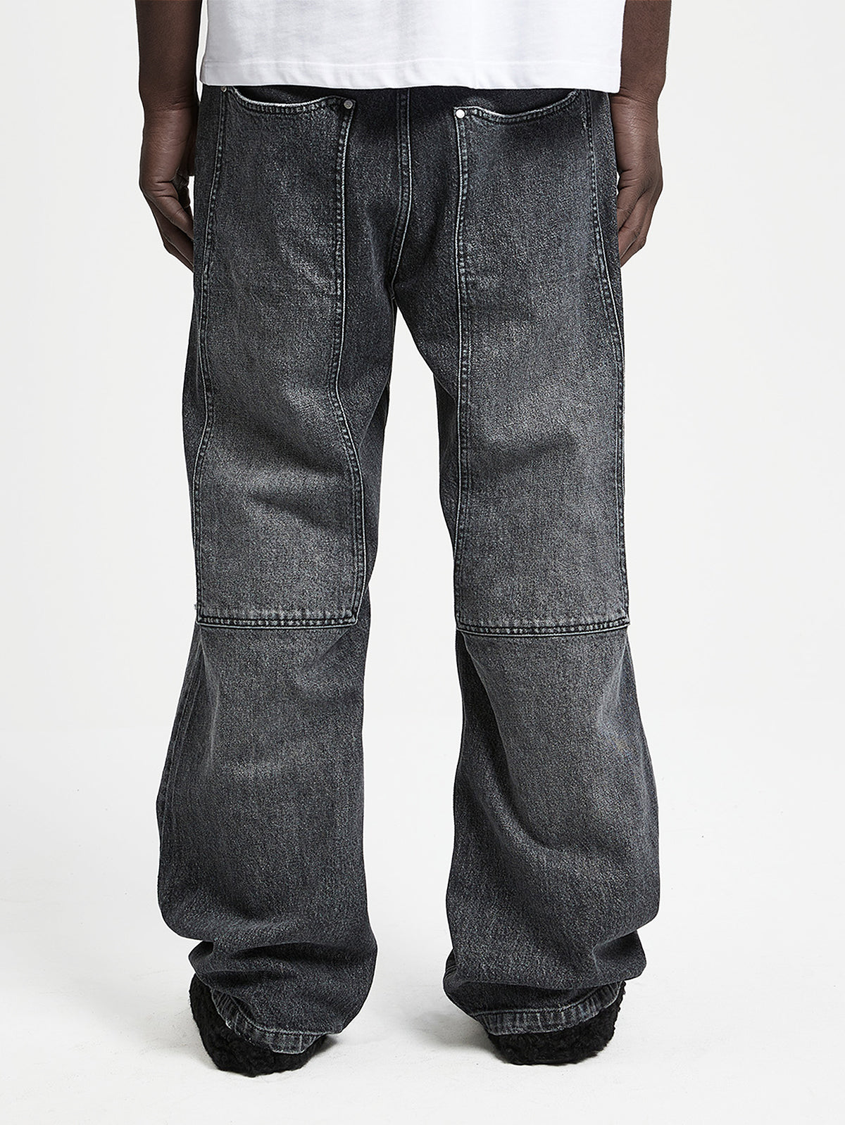 DESTROYED TROU DENIM - WASHED GREY