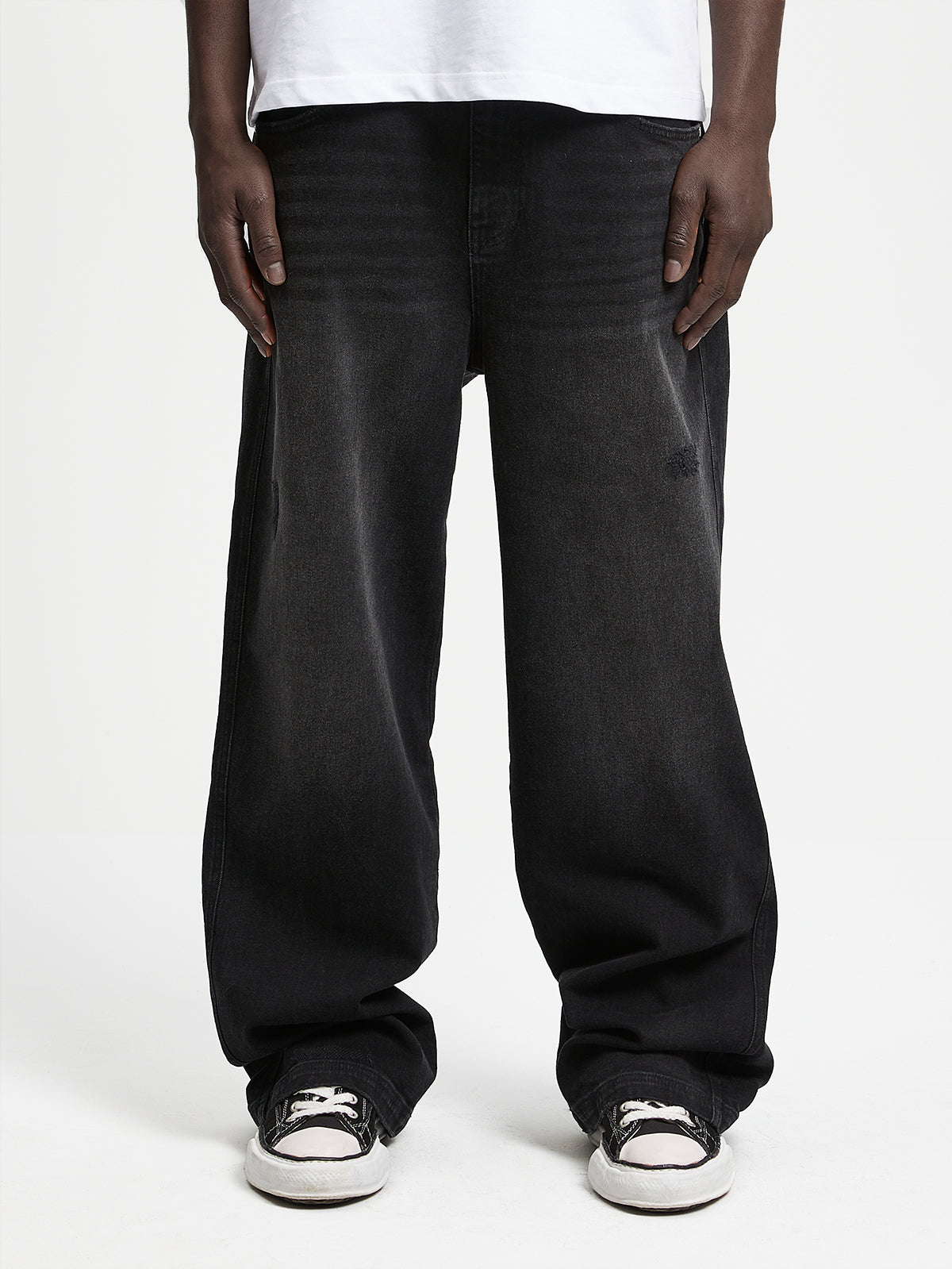 VÉRA DENIM - WASHED BLACK