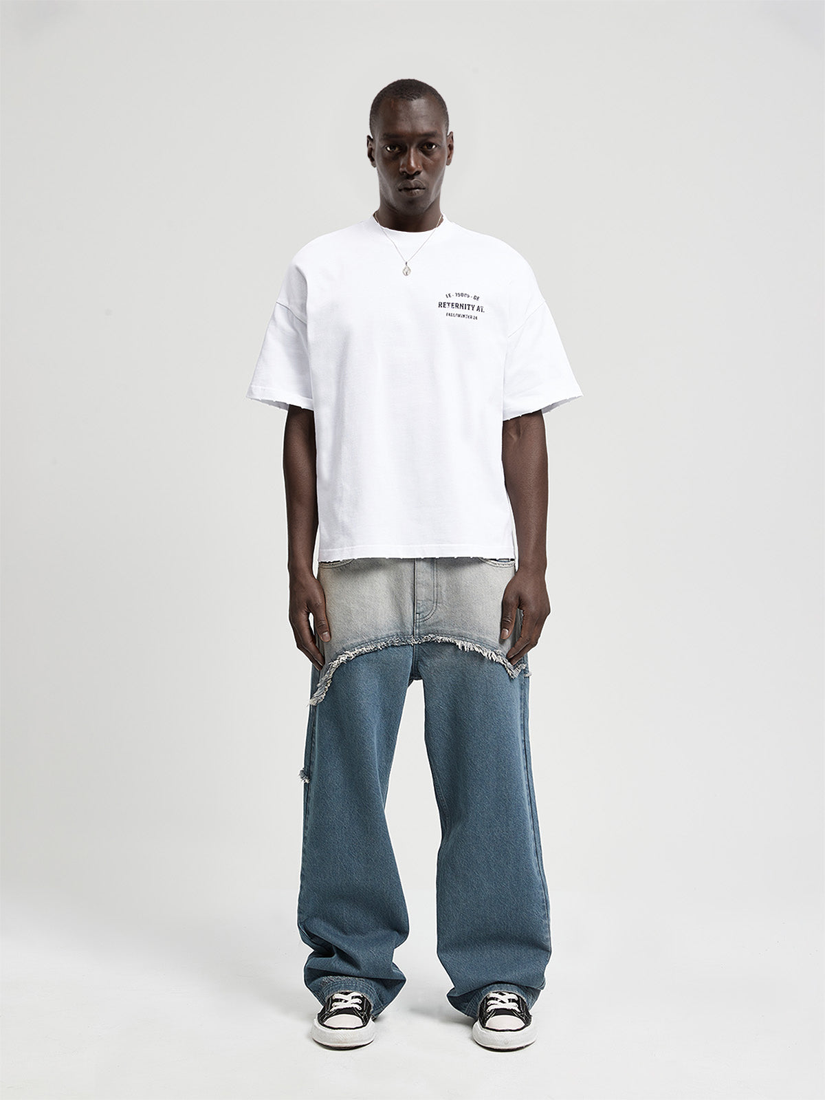 SPRAYED SPLIT DENIM  - WASHED BLUE