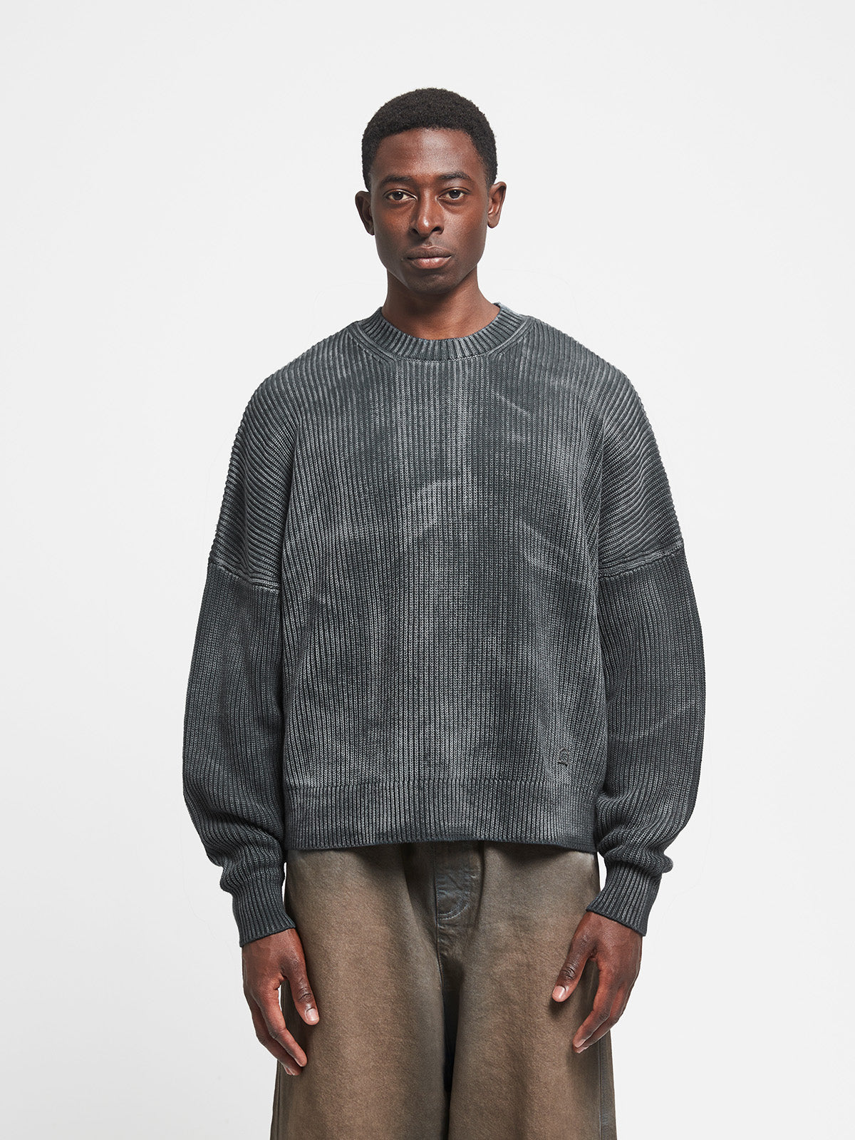 OIL WASHED NOIR KNIT SWEATER - VINTAGE BLACK