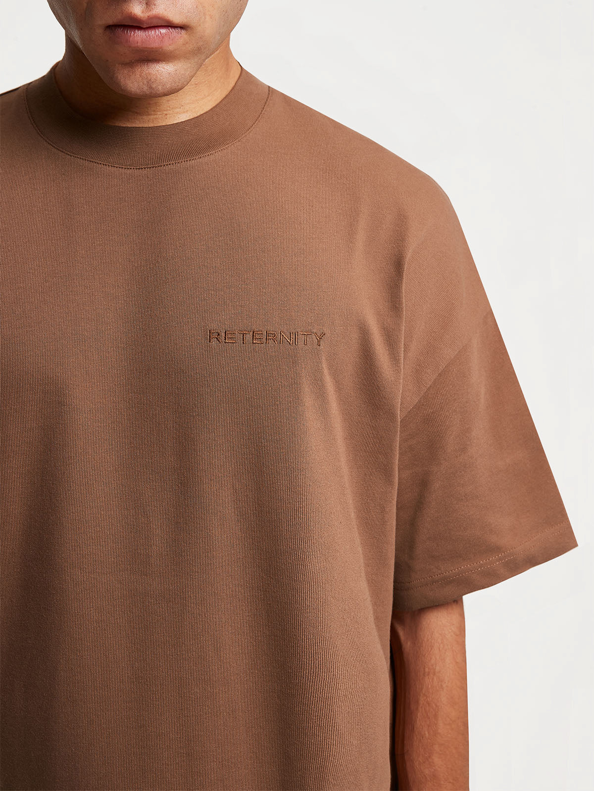 ESSENTIAL T-SHIRT - BROWN