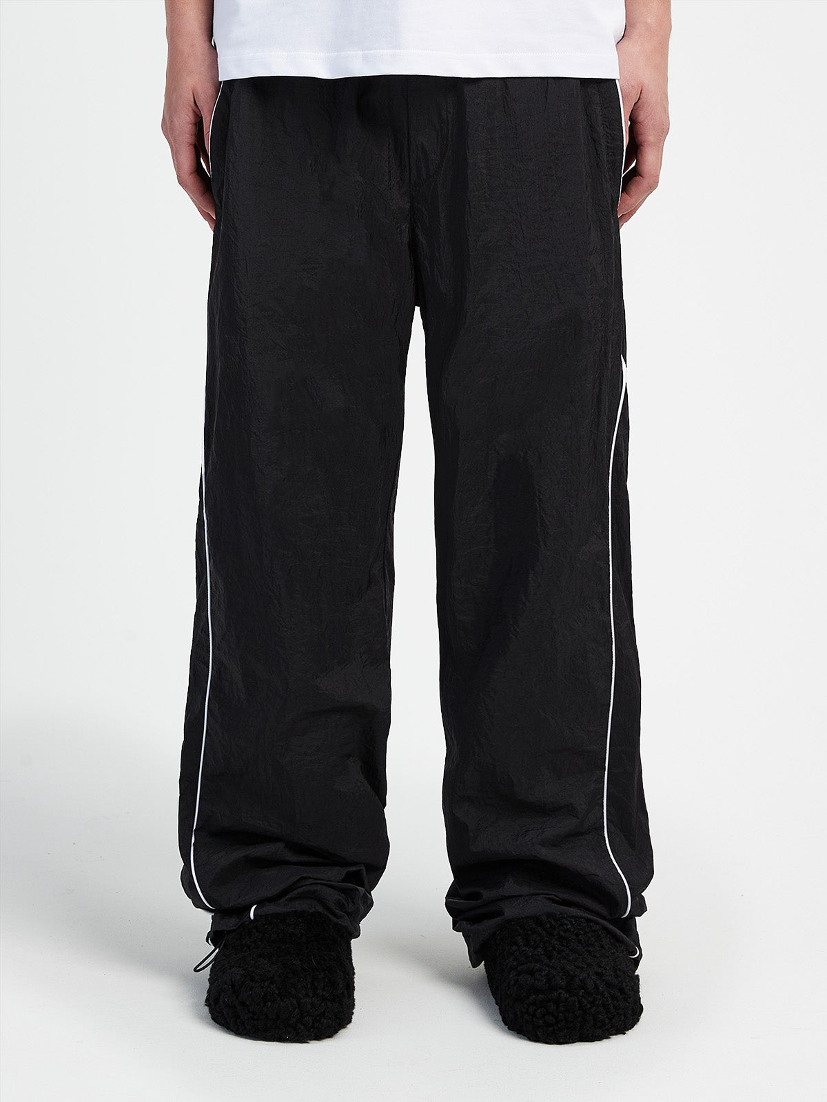 TRACK PANTS - BLACK