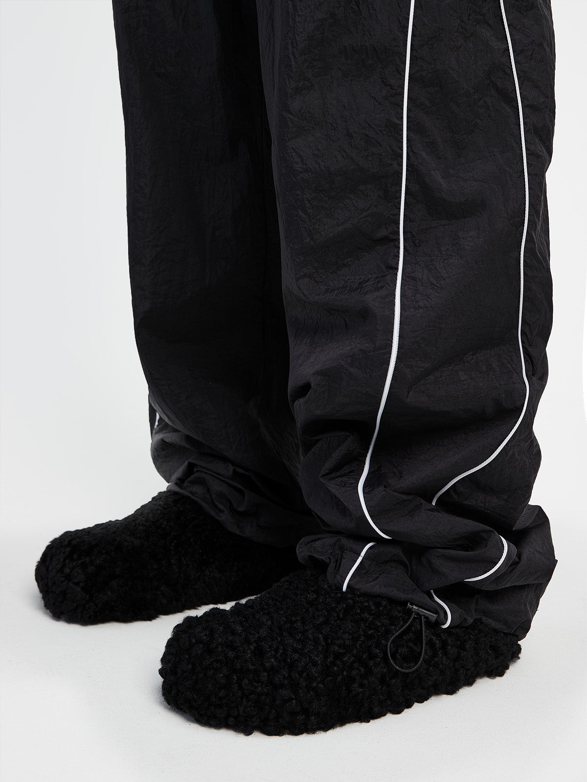 TRACK PANTS BLACK