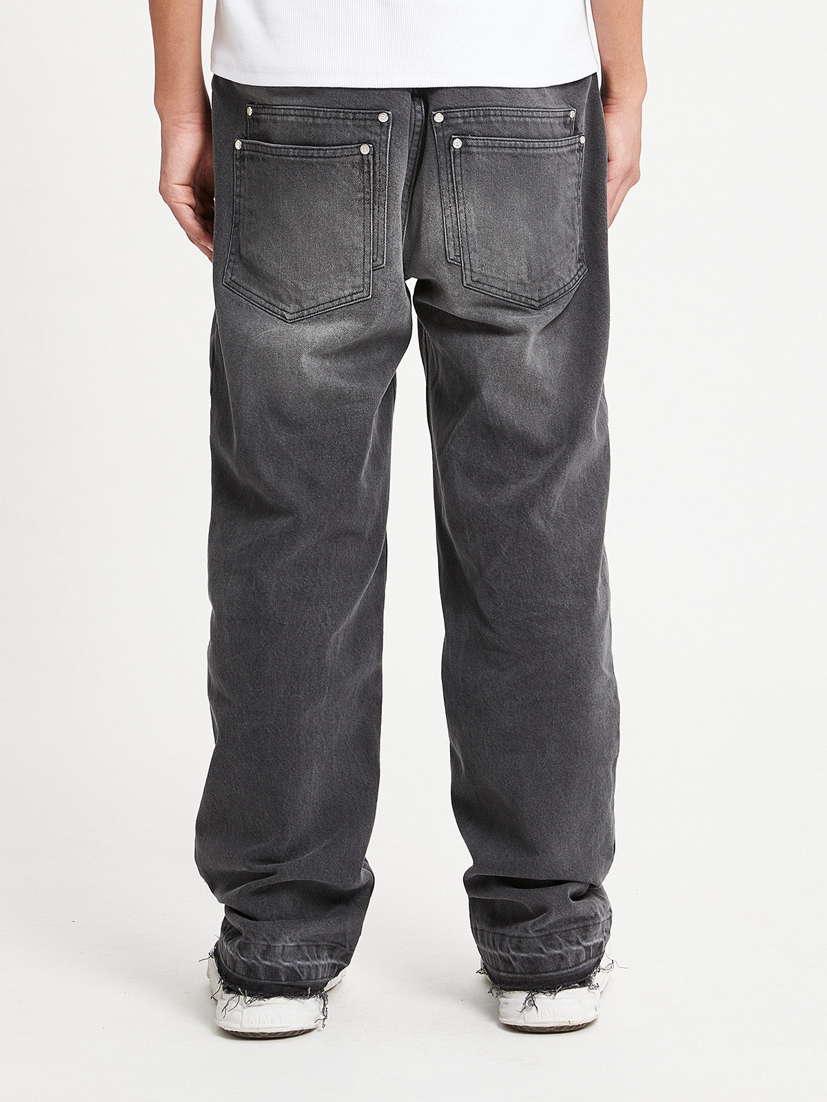 DENIM WITH APPLICATION - WASHED GREY