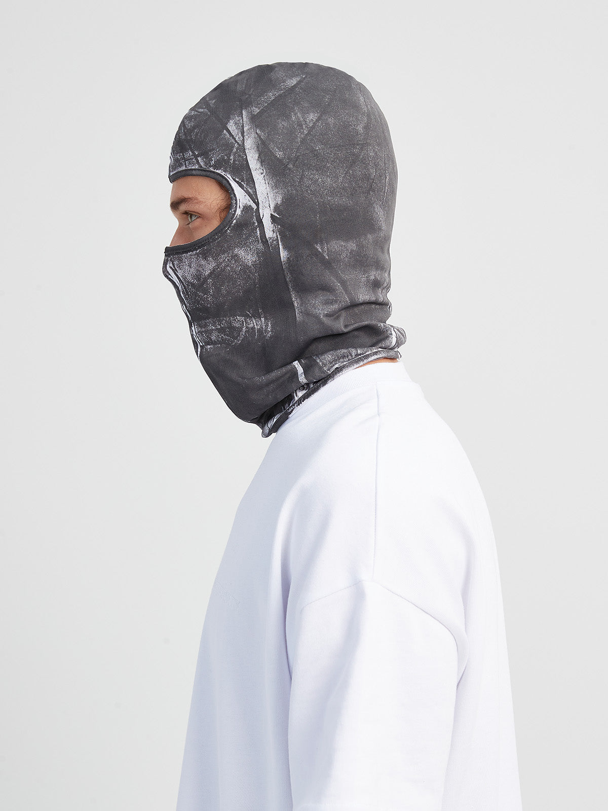 ERA BALACLAVA - WHITE PAINTED BLACK