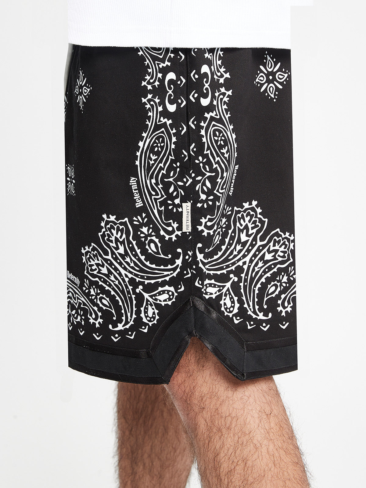 BANDANA SHORTS - BLACK