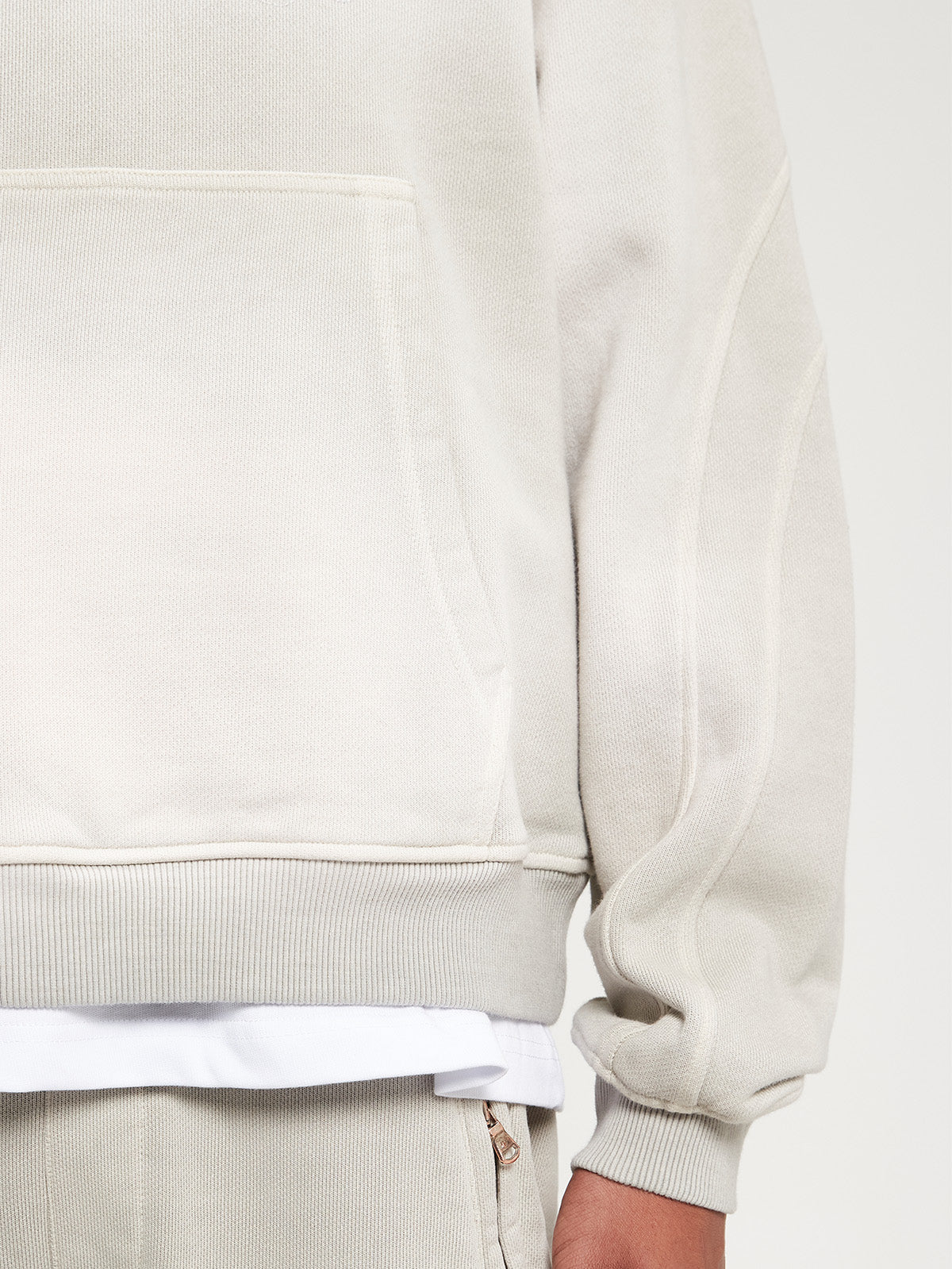 HOODIE WITH BACK POCKET - FADED CREAM