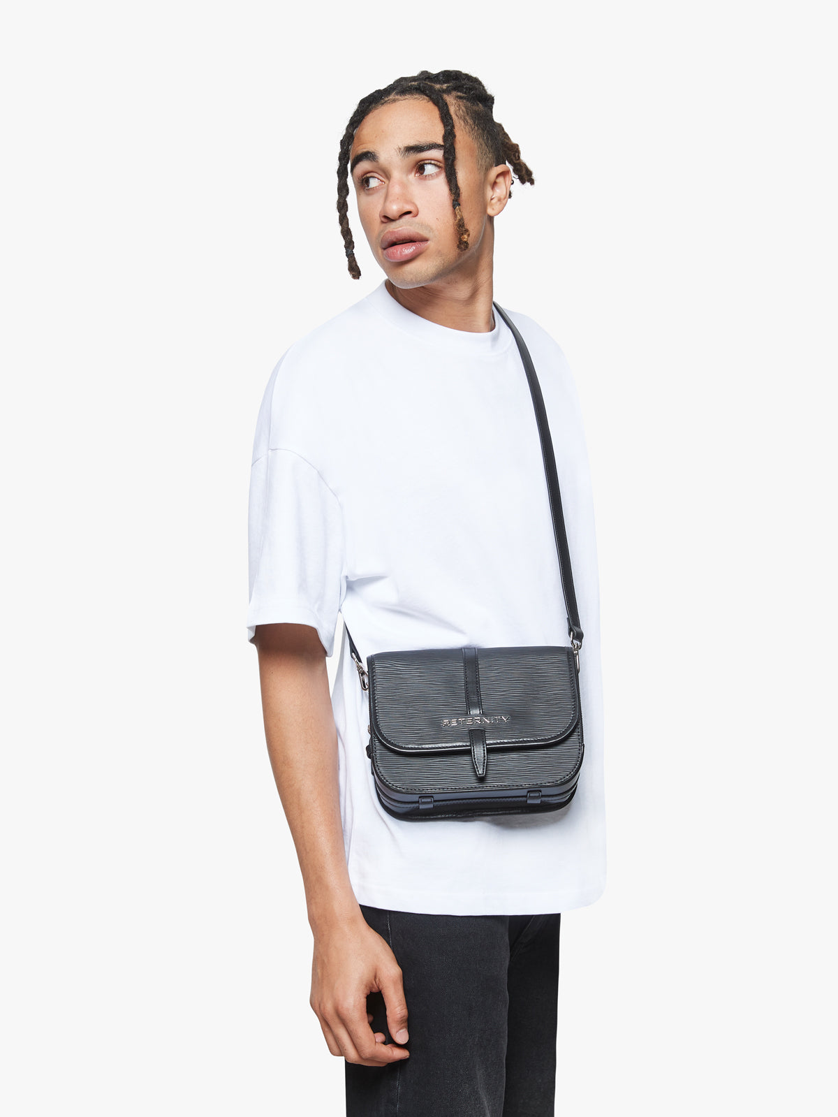 RETERNITY FLAP BAG - BLACK